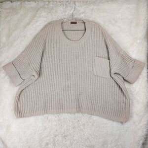 POL Chunky Knit Sweater Medium Beige Slouchy Cozy Pocket Neutral